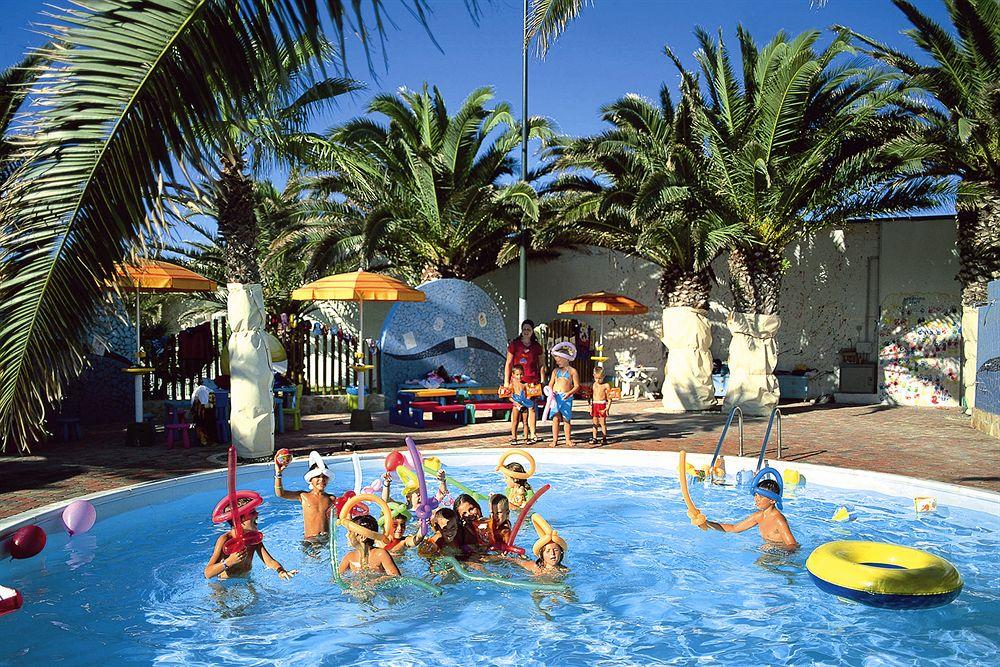 Granserena Hotel Torre Canne Exteriör bild