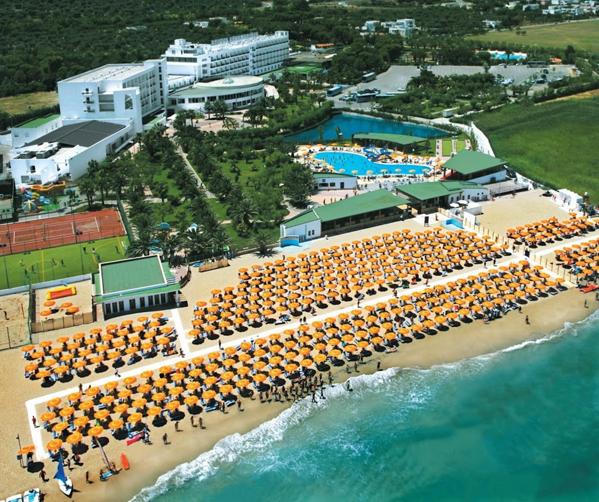 Granserena Hotel Torre Canne Exteriör bild