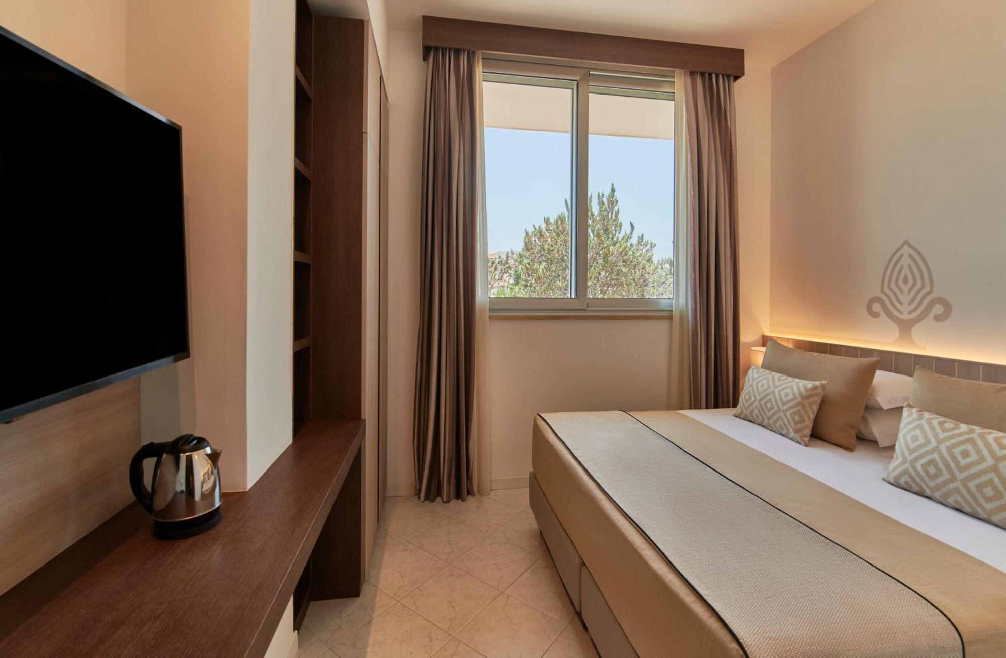 Granserena Hotel Torre Canne Rum bild